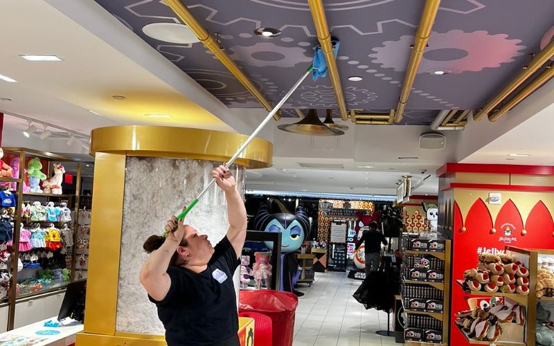 High dusting ceiling ventilation